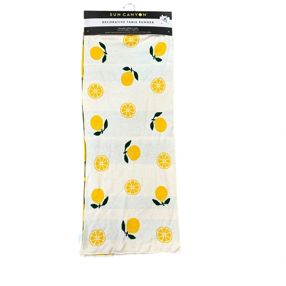 NWT SUN CANYON LEMON TABLE RUNNER COTTON